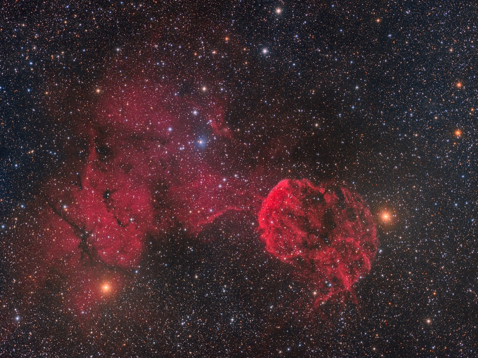 Supernova Remnant IC443 at high resolution