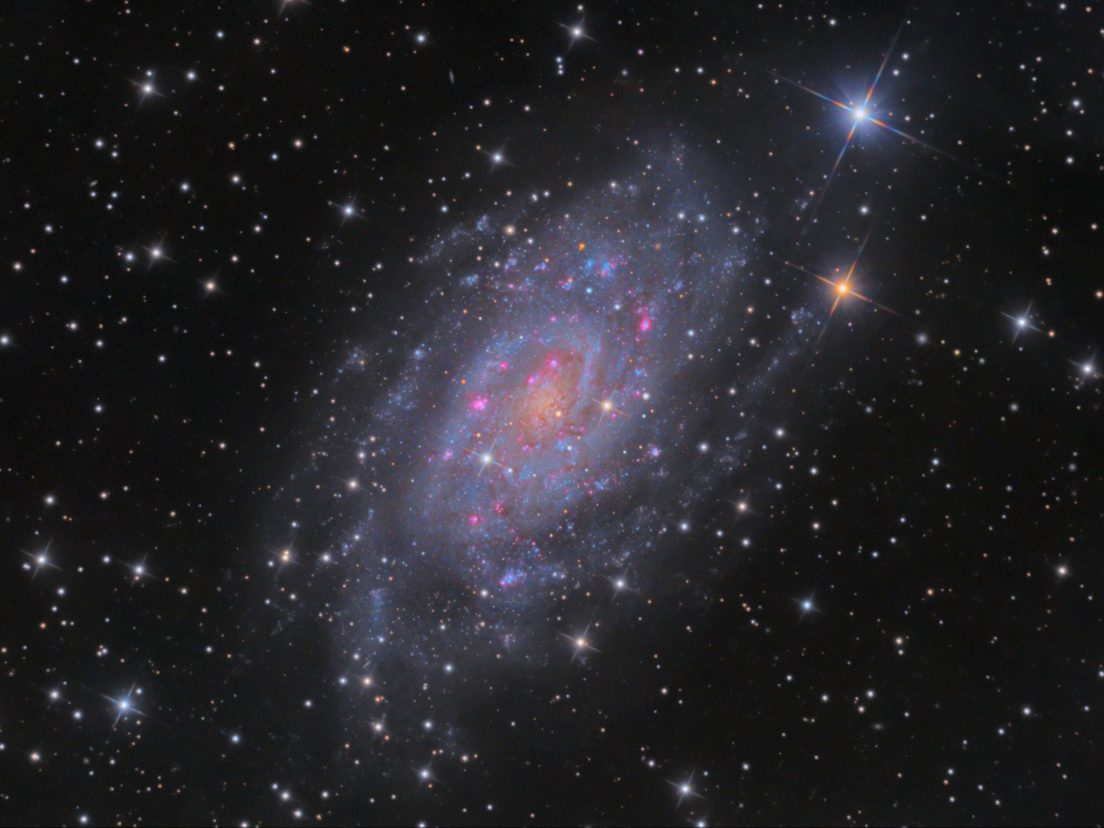 Galaxy NGC2403 at high resolution