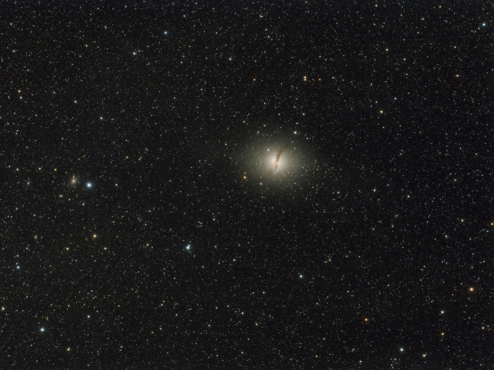 Galaxy NGC5128 at high resolution