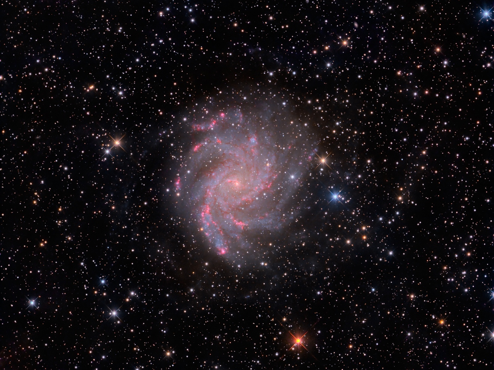Galaxy NGC6946 at high resolution