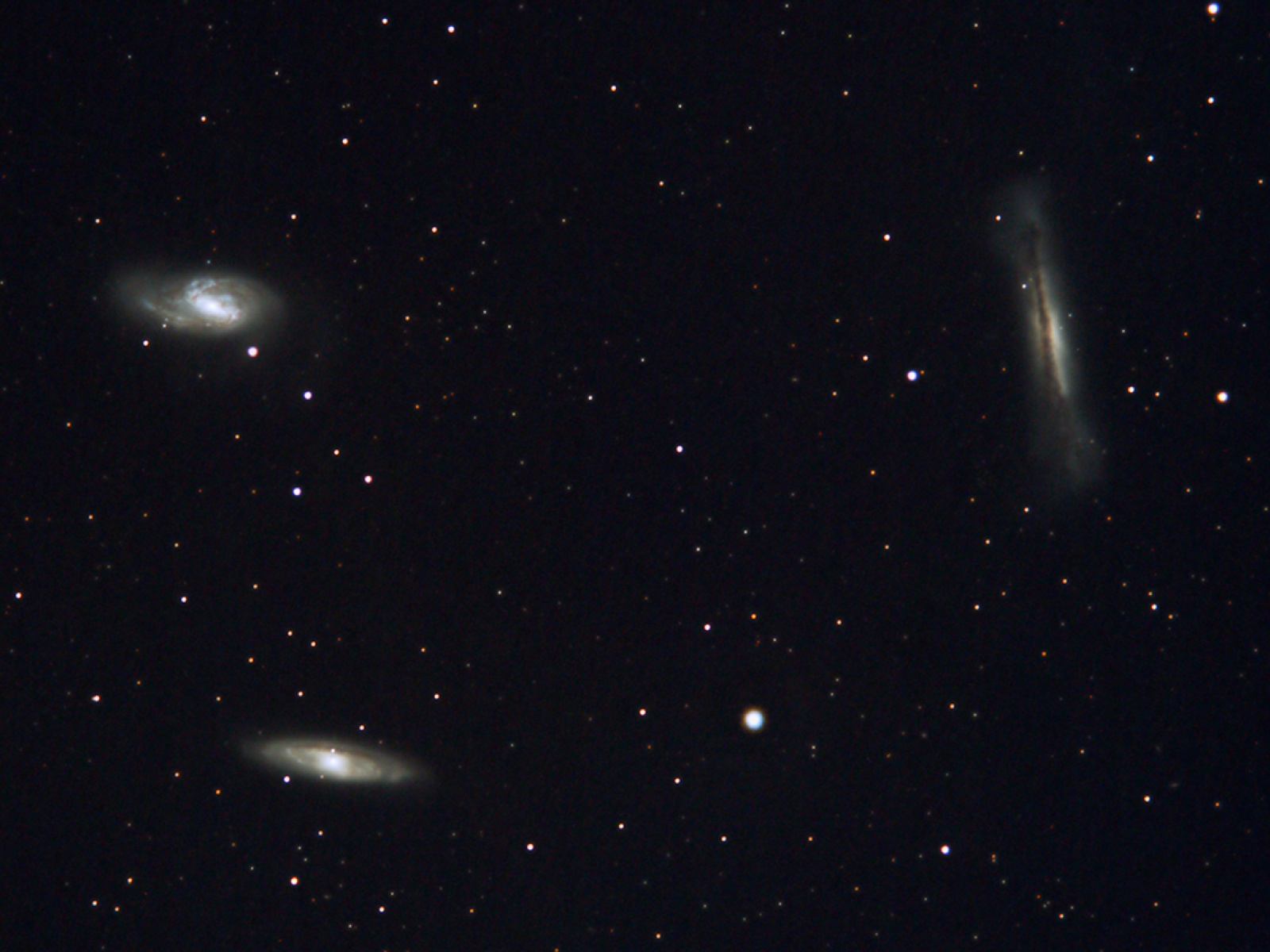Galaxy Leo Triplet at high resolution